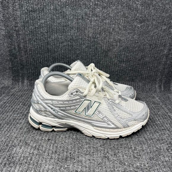 New Balance 1906R Silver Metallic Sea Salt White Cream Mens 8 / 9.5 W M1906REE - Picture 1 of 8